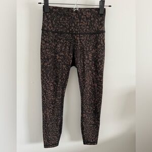 lululemon Women’s Brown & Black Patterned Leggings